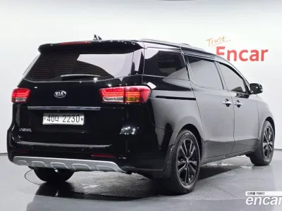 2015 Kia Canival 9-seater Noblesse, фото 1, лот 10803121