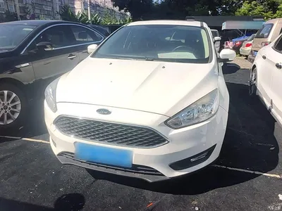 2018 Ford Focus Hatchback Classic 1.6L Automatic Trend Smart Edition, фото 3, лот 10281579