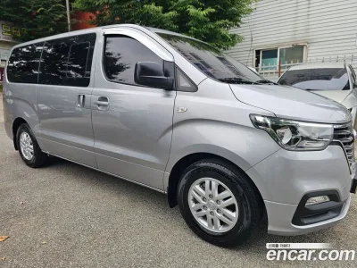 2018 Hyundai Starex Van 5-Seater, фото 3, лот 10160674