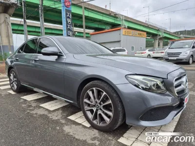 2019 Mercedes-Benz E-Class E300 4MATIC Avnatgarde, фото 2, лот 10063728