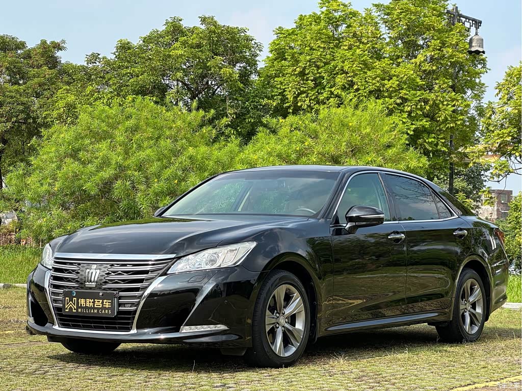 2015 Toyota Crown 2.0T Fashion, фото 1, лот 11141398
