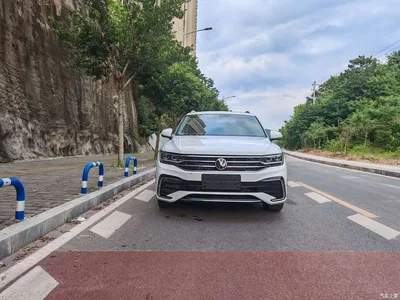 2024 Volkswagen Tiguan L Outstanding 330TSI Auto 2WD R-Line Dragon Glory Edition, фото 2, лот 10461576