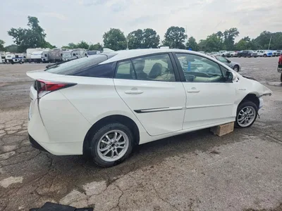 2017 TOYOTA PRIUS FOUR, фото 3, лот 10539510