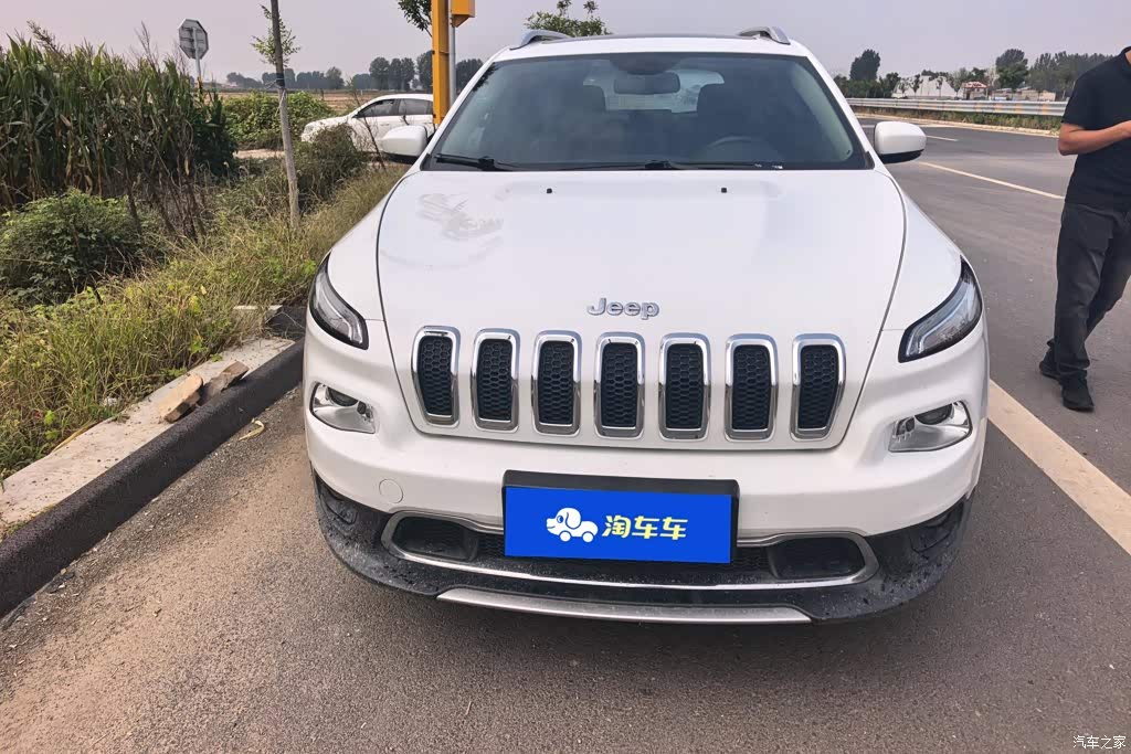 2019 Jeep Cherokee 2.0L 2WD Classic Edition China V, фото 2, лот 11203425