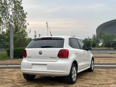 2013 Volkswagen Polo 1.6L Automatic Comfort Edition, фото 4, лот 10886794