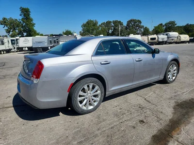 2016 CHRYSLER 300 LIMITED, фото 3, лот 11055997
