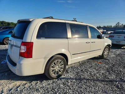 2013 CHRYSLER TOWN & COUNTRY TOURING L, фото 3, лот 10868661