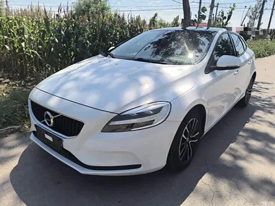 2017 Volvo V40 T3 Inscription, фото 2, лот 10366258