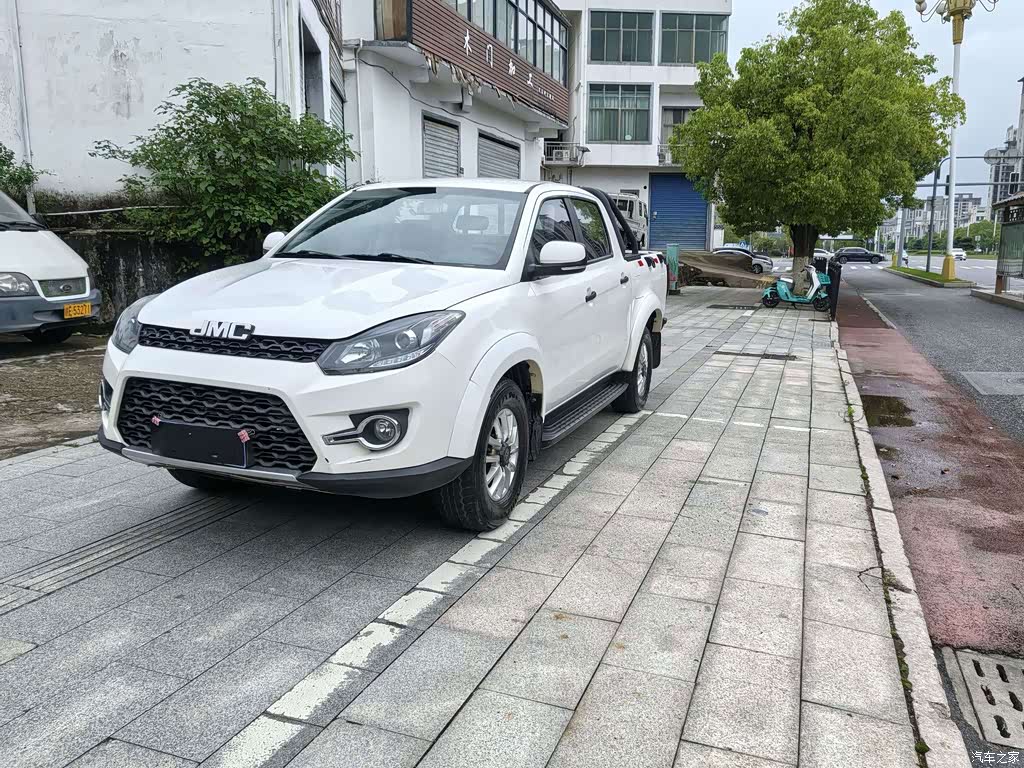 2018 Jiangling Yuhu 3 2.5T Diesel 2WD Luxury Standard Wheelbase, фото 1, лот 11169934