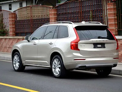 2018 Volvo XC90 T6 Momentum 7-Seater, фото 4, лот 11513479