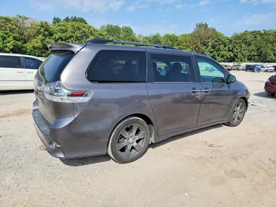 2017 TOYOTA SIENNA SE, фото 3, лот 10803358