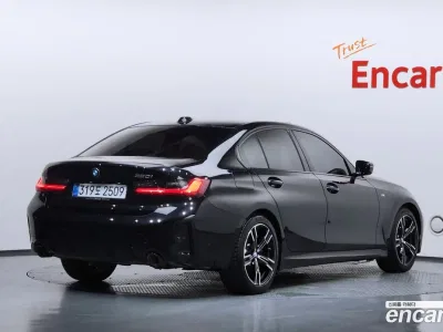 2026 BMW 3-Series 320i M Sport, фото 2, лот 10178989