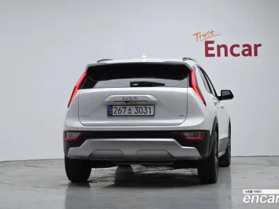 2024 Kia Niro Prestige, фото 4, лот 10227075