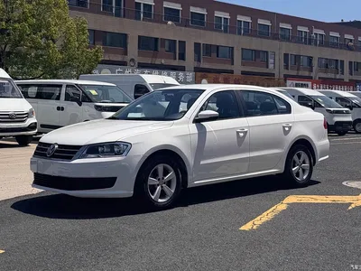 2013 Volkswagen Lavida Facelift Classic 1.6L Automatic Trend, фото 1, лот 10454703