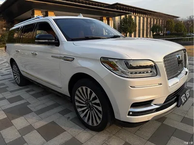 2020 Lincoln Navigator 3.5T Long Wheelbase Presidential Edition, фото 3, лот 10319691