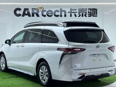 2024 Toyota Granvia 2.5L Hybrid Comfort, фото 3, лот 10281141