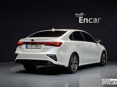 2021 Kia K3 Signature, фото 2, лот 10107353