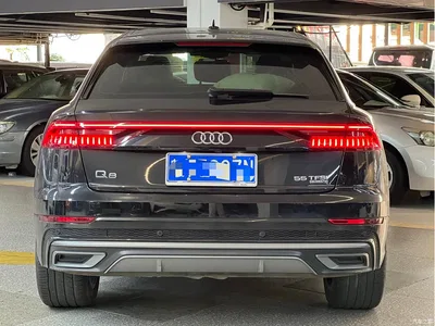 2023 Audi Q8 55 TFSI Luxury Sport, фото 4, лот 10889011