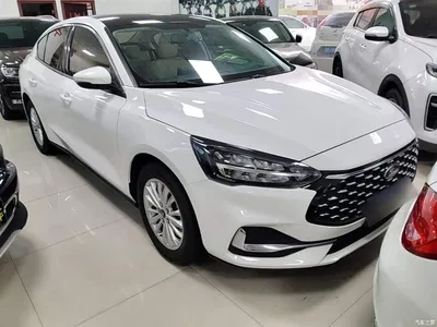 2021 Ford Focus Sedan EcoBoost 180 Auto Trend, фото 4, лот 10283363