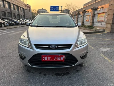 2013 Ford Focus Sedan Classic 1.8L Automatic Fashion, фото 3, лот 10279437