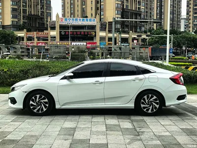 2016 Honda Civic 220TURBO CVT Luxury Edition, фото 3, лот 10615586