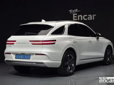 2022 Genesis GV70 e-AWD, фото 2, лот 10229490