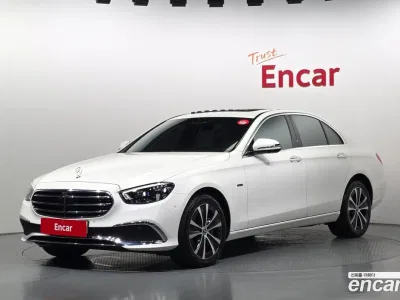 2021 Mercedes-Benz E-Class E300e 4MATIC Exclusive, фото 1, лот 10197600