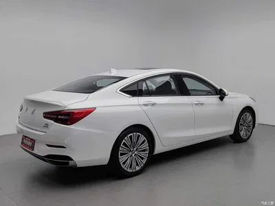 2022 Hongqi H5 Classic Facelift 1.8T Automatic Smart Connect Flag Enjoyment Edition, фото 2, лот 10302425