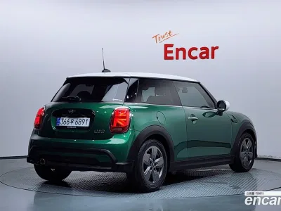 2022 Mini Cooper Classic, фото 2, лот 10107603