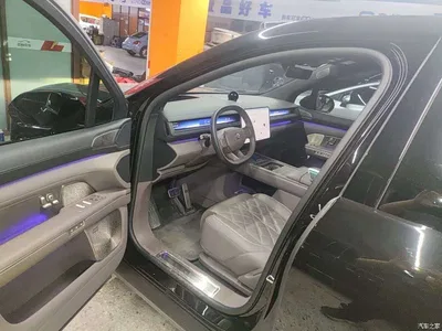 2025 NIO ES8 Model 6-Seat Executive Luxury Edition, фото 4, лот 10352433