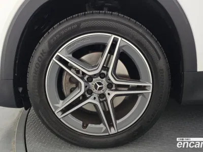2021 Mercedes-Benz GLB-Class GLB250 4MATIC, фото 4, лот 10057015