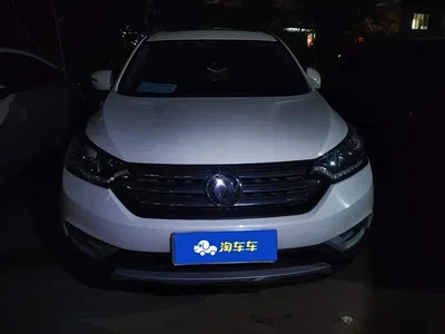 2015 Dongfeng Aeolus Dongfeng Fengshen AX7 2.0L Manual Zhiyi Edition, фото 2, лот 10829933