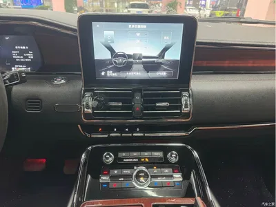 2020 Lincoln Navigator 3.5T Prestige Edition, фото 3, лот 10394210