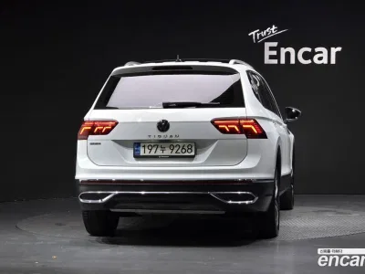 2023 Volkswagen Tiguan 2.0 TSI Prestige, фото 3, лот 10177599
