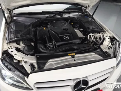 2017 Mercedes-Benz C-Class C200, фото 4, лот 10039246
