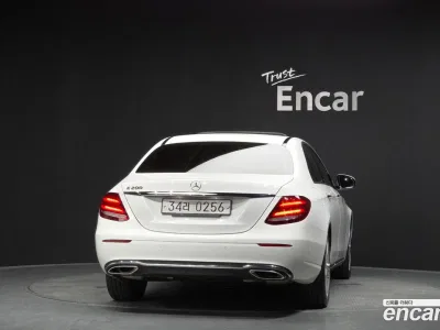 2017 Mercedes-Benz E-Class E200 Avantgarde, фото 4, лот 10165990