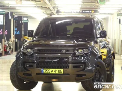 2025 Land Rover Defender 110 P635 Octa Edition 1, фото 1, лот 10213890