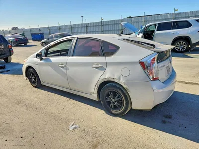 2014 TOYOTA PRIUS, фото 2, лот 10538395