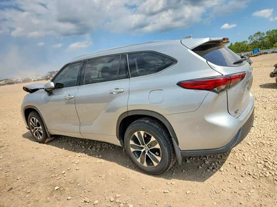 2021 TOYOTA HIGHLANDER XLE, фото 2, лот 10519067