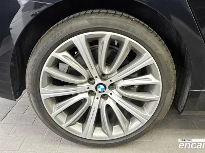 2017 BMW 7-Series 750Li xDrive, фото 4, лот 10051666