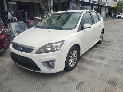 2011 Ford Focus Hatchback 1.8L Automatic Fashion, фото 1, лот 10281204