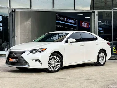 2015 Lexus ES 250 Elegance Edition, фото 1, лот 10316365