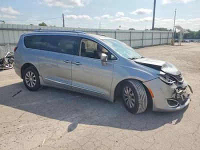 2019 CHRYSLER PACIFICA TOURING L, фото 4, лот 10800903