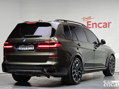 2025 BMW X7 xDrive 40i M Sport 7STR, фото 2, лот 10113383