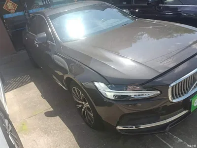 2022 Volvo S90 B5 Momentum Luxury Edition, фото 4, лот 10366185