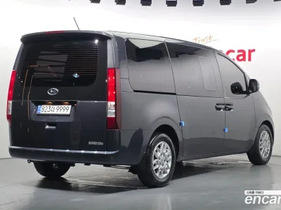 2023 Hyundai Staria Cargo 5-Seater, фото 2, лот 10215935