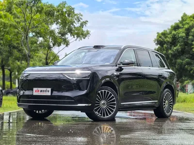 2025 AITO Wenjie AITO M8 Model Extended Range Max+ Edition 53.4kWh 6-Seater, фото 1, лот 10278980