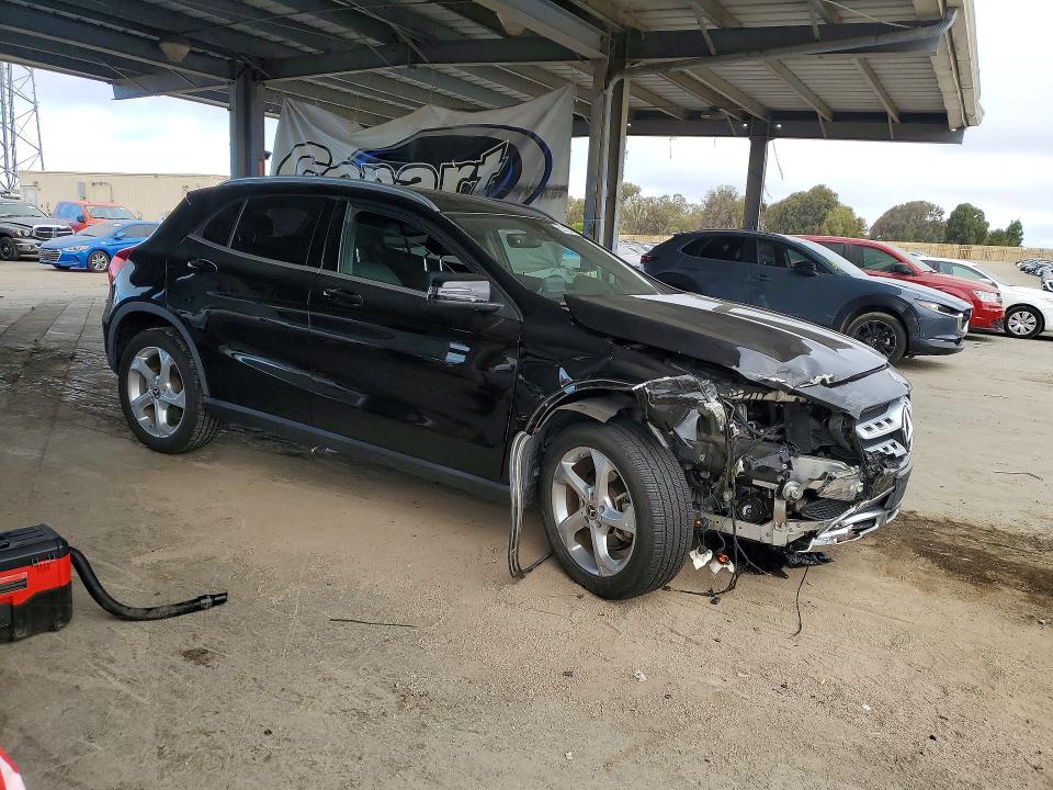 2018 MERCEDES-BENZ GLA 250 4MATIC, фото 4, лот 10841417