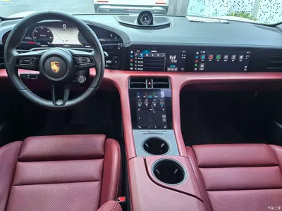 2020 Porsche Taycan, фото 3, лот 10429151