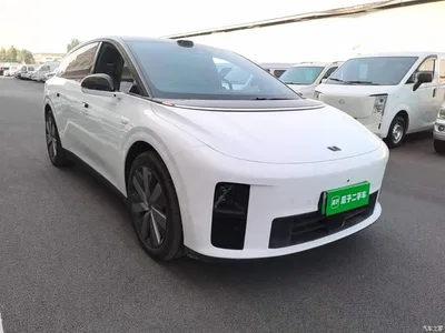 2025 Li Auto i6 4WD Base Model, фото 4, лот 11582736